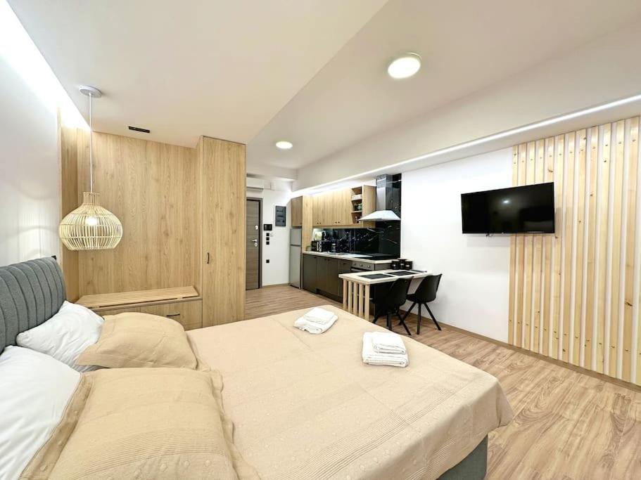 Oasis Luxury Apartments Erétria Buitenkant foto