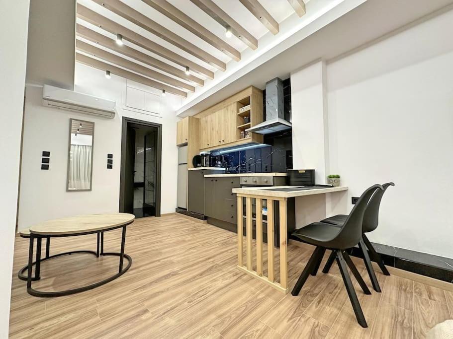 Oasis Luxury Apartments Erétria Buitenkant foto