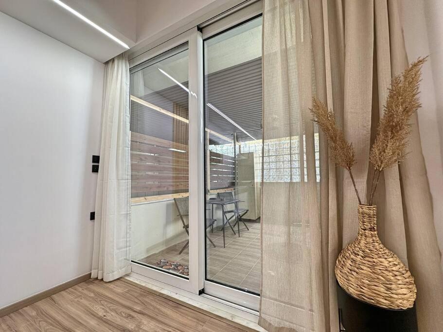 Oasis Luxury Apartments Erétria Buitenkant foto