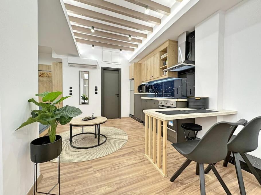 Oasis Luxury Apartments Erétria Buitenkant foto