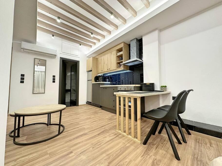 Oasis Luxury Apartments Erétria Buitenkant foto