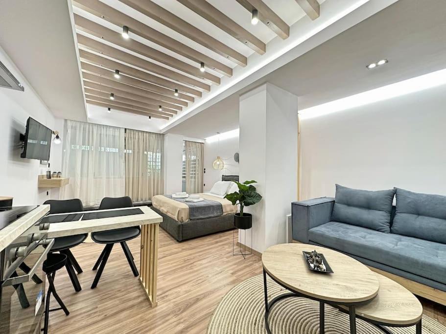 Oasis Luxury Apartments Erétria Buitenkant foto